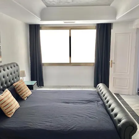 Frontline Sea In The Center Of Puerto Banus-beach *