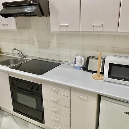 Apartment Frontline Sea In The Center Of Puerto Banus-beach *