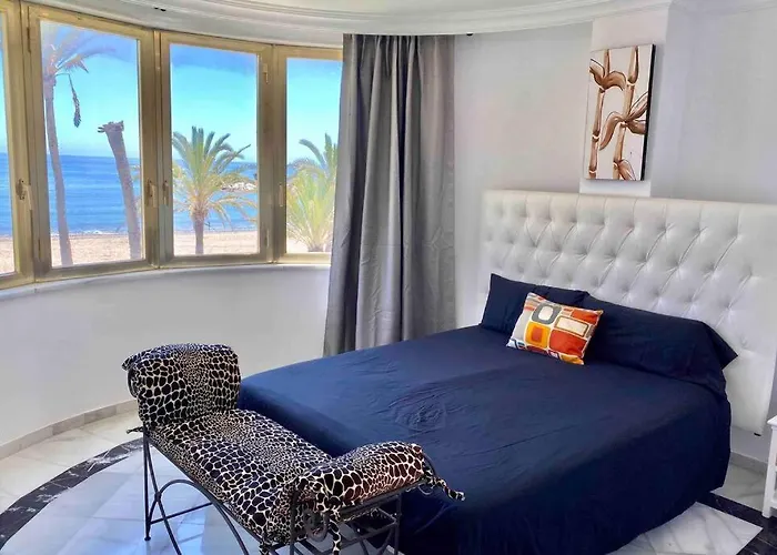 아파트 Frontline Sea In The Center Of Puerto Banus-beach