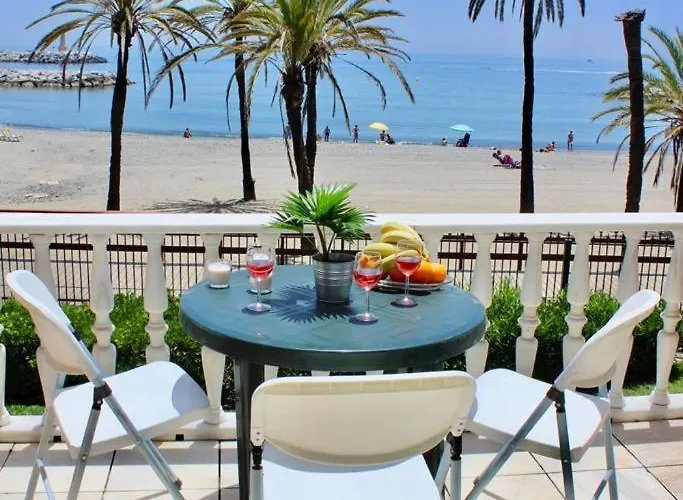 아파트 Frontline Sea In The Center Of Puerto Banus-beach 마르베야