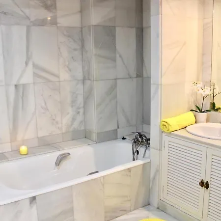 Frontline Sea In The Center Of Puerto Banus-beach Apartamento *